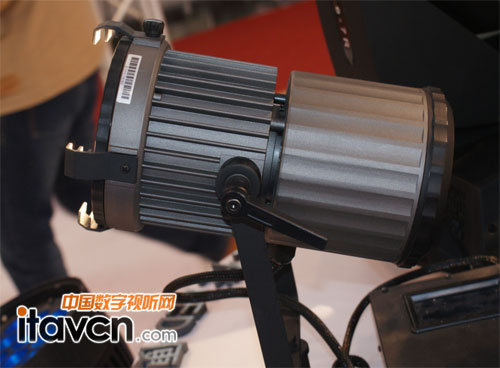 �ǹ�Ӱҕȫ��LED��y��