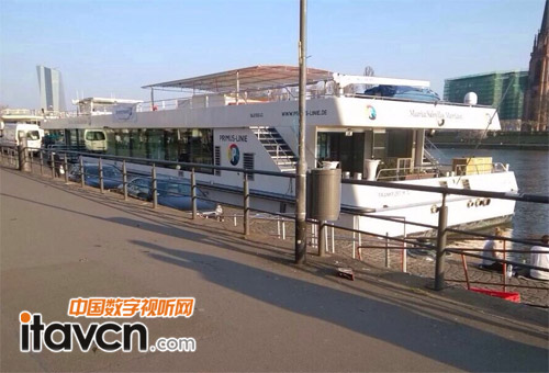 �݁�90�ܚq����party���ڵ��]݆