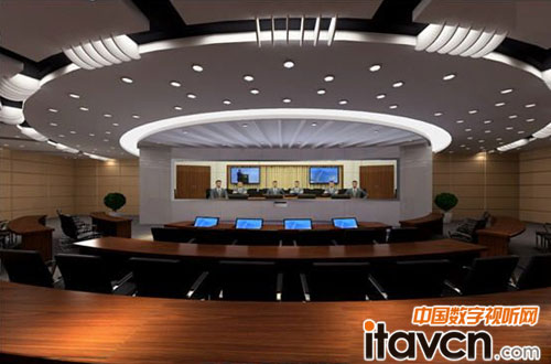 影院級超寬幅全景顯示,暢享無邊界體驗