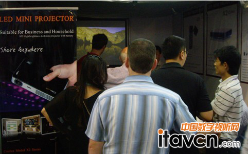 �ᘷҕ����΢Ͷ�I(l��ng)���M(j��n)������Ʒ���ו�(hu��)