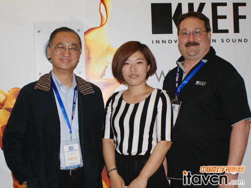 KEF中國區(qū)總經(jīng)理李國輝先生及產(chǎn)品經(jīng)理David Kroll先生