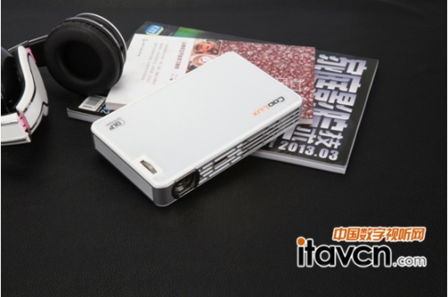 LED微型投影機酷樂視X3