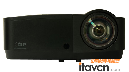 富可視推全能IN120STa系列短焦投影新品