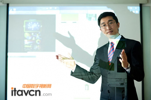 ��αƸ�ʮ������D(zhu��n)΢��ͶӰ�C�ᘷҕQ6