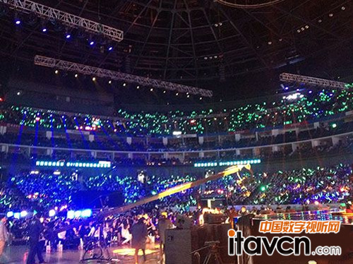 �C����Y�F��