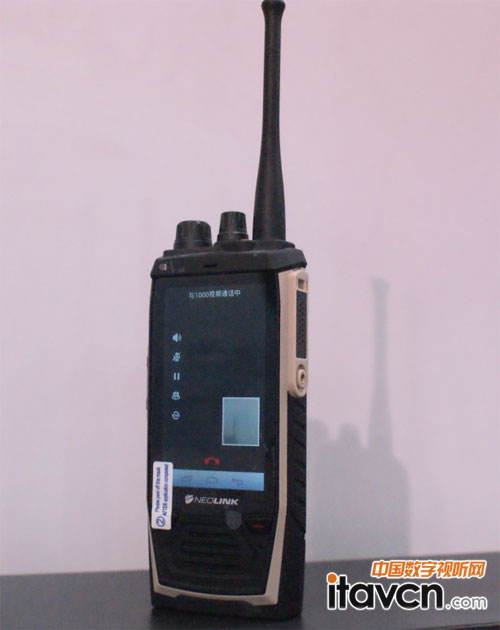 全球第一款專業智能對講機NDP-950