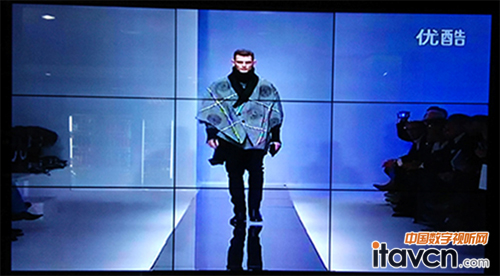 規(guī)格:3X3 尺寸:46寸