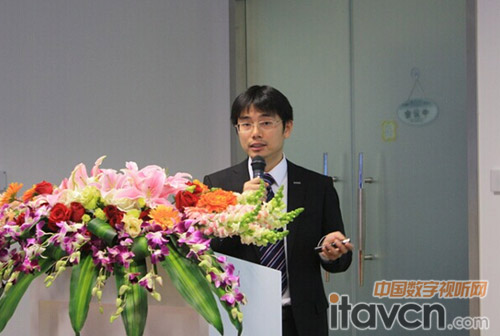 松下電器通信營銷公司 商品課課長 曹嶸先生 產品介紹