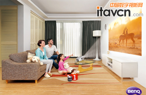 短焦投影 都市小家庭的大影院