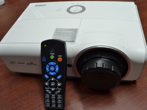 Vivitek(��Ӎ)�̽�ͶӰ�CDX881ST