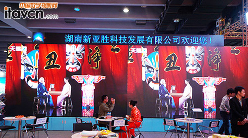 “魔幻舞臺”MG6 P3.9戶內和MG5 P5.9戶外兩款顯示屏