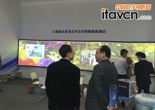 AVANZA激光投影精彩演繹InfoComm2015