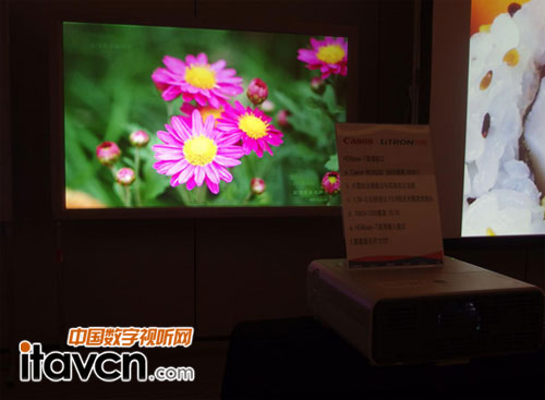 ����ȫ���װl(f��)��WUX500����ͶӰ�C(j��)