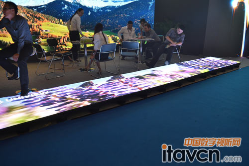 �����^��չλ