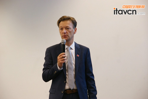 巴可大中國區董事總經理Paul Matthijs發表演講