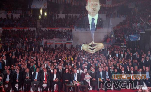 �D6  δ������ҕ��ϵ�y�ں��˙C������VR/AR��3DȫϢ��ǰ�ؼ��g��