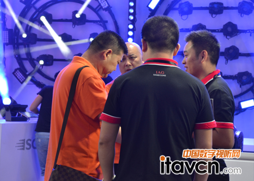 �ʸ腢չ�D��