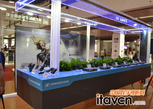 ɭ��������չPALM2016�F���D��