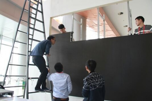 ÿһ��չ�����@�G���඼�x���_�҂����Ĳ�չ��ÿһλ�T����