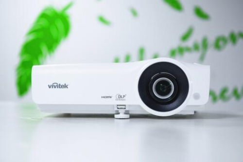 ���������ž��� Vivitek(��Ӎ)H658FͶӰ��������r