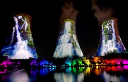 NEC 4萬流明4K雙色激光旗艦登頂世界首創高塔投影秀