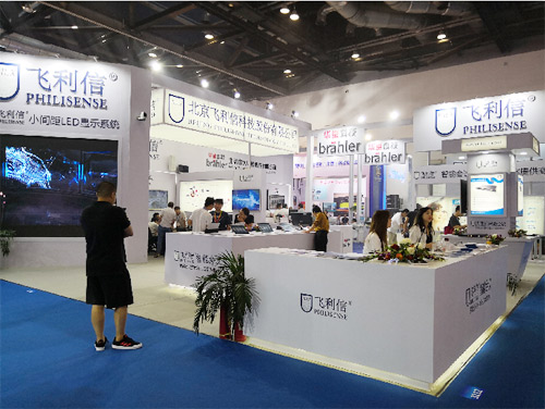 �w����չλ