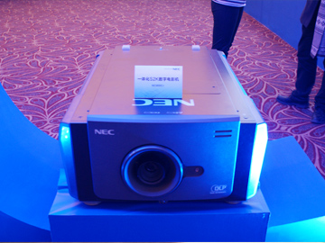 ��NEC Showcase 2014��ͶӰ�C�aƷչʾ