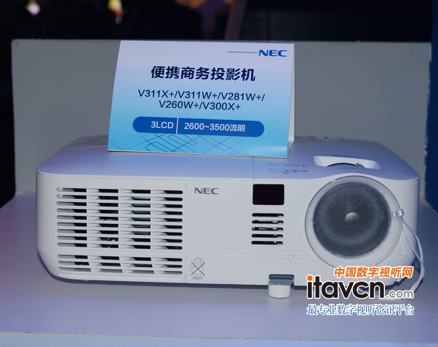 NEC ��y�̄�(w��)ͶӰ�C