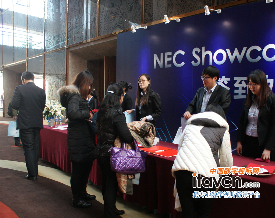 ��NEC Showcase 2014������̎