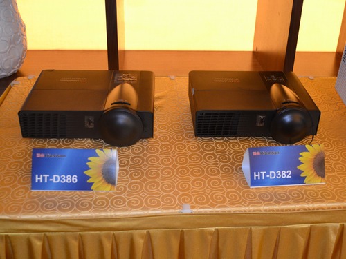 ����HT-D386/HT-D382ͶӰ�C