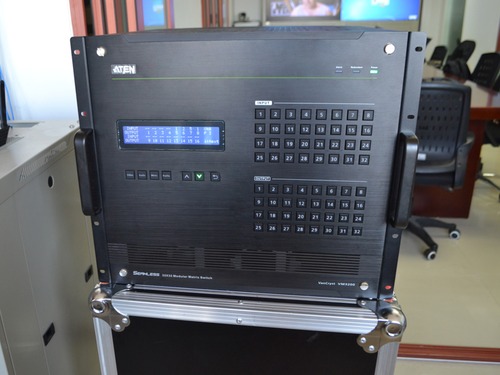 �C(j��)������