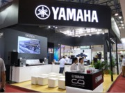 ���R��չλ