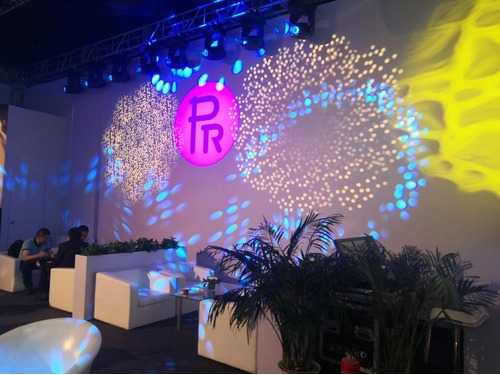 �齭�������չ�_