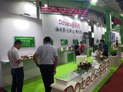 ���F��չλ