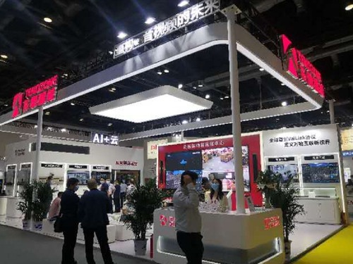 �|΢����չλ