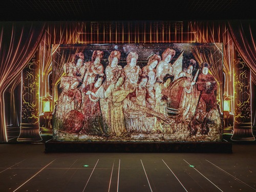 ͨ�^7�_RU70983����ͶӰ�C�ʬF̓�M���Lɢ������Ӱ��