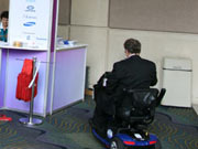 如此參展舒服！