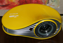 黃色投影機